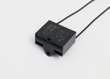 為什么單相交流電機需要電容器來運行？