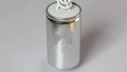 如何選擇交流電機(jī)電容器生產(chǎn)廠家？