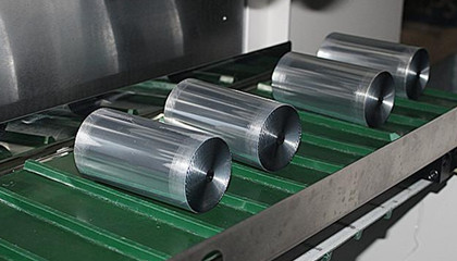 CBB60電機(jī)電容器的優(yōu)點(diǎn)、應(yīng)用以及使用注意事項(xiàng)